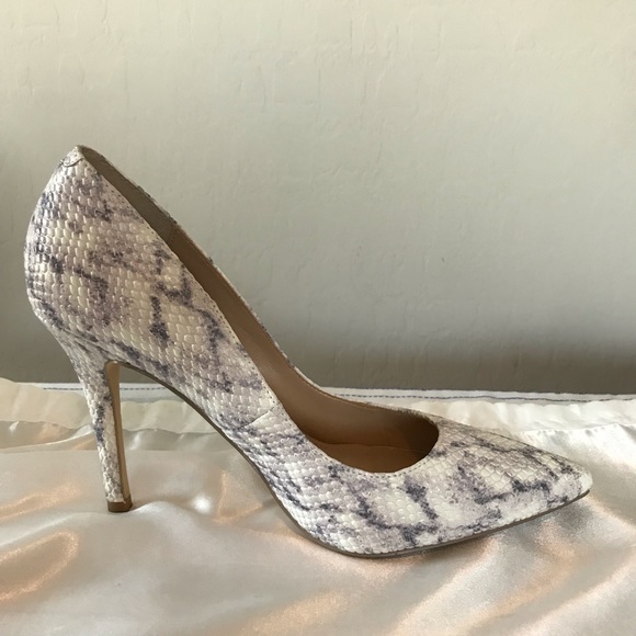 WHBM PURPLE SNAKE HEELS - Picture 6 of 12